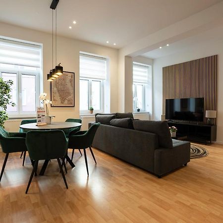 Experience Fresh Comfort In Our Brand-New Apartment In Vienna'S 17Th District Exteriör bild